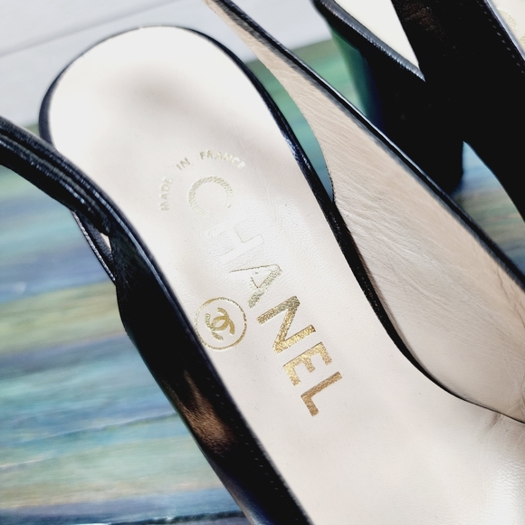 Chanel Slingback Heels - Picture 4 of 8